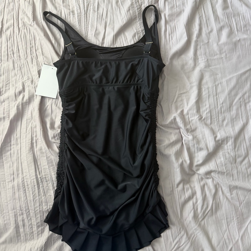 Maxine of Hollywood || black adjustable swimsuit skirt - Picture 9 of 11